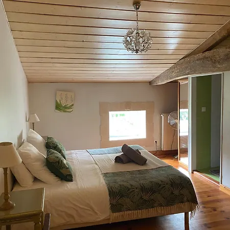 Bed and Breakfast Maison D'emmannaelle Auros