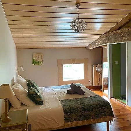 Maison D'emmannaelle 4* Auros