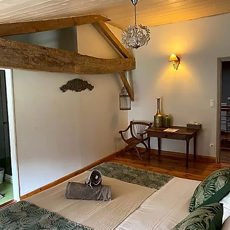 Bed & Breakfast Maison D'emmannaelle 4*